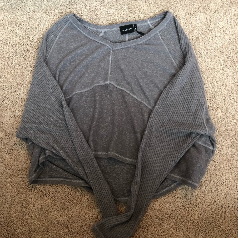 Urban Outfitters crop sweater